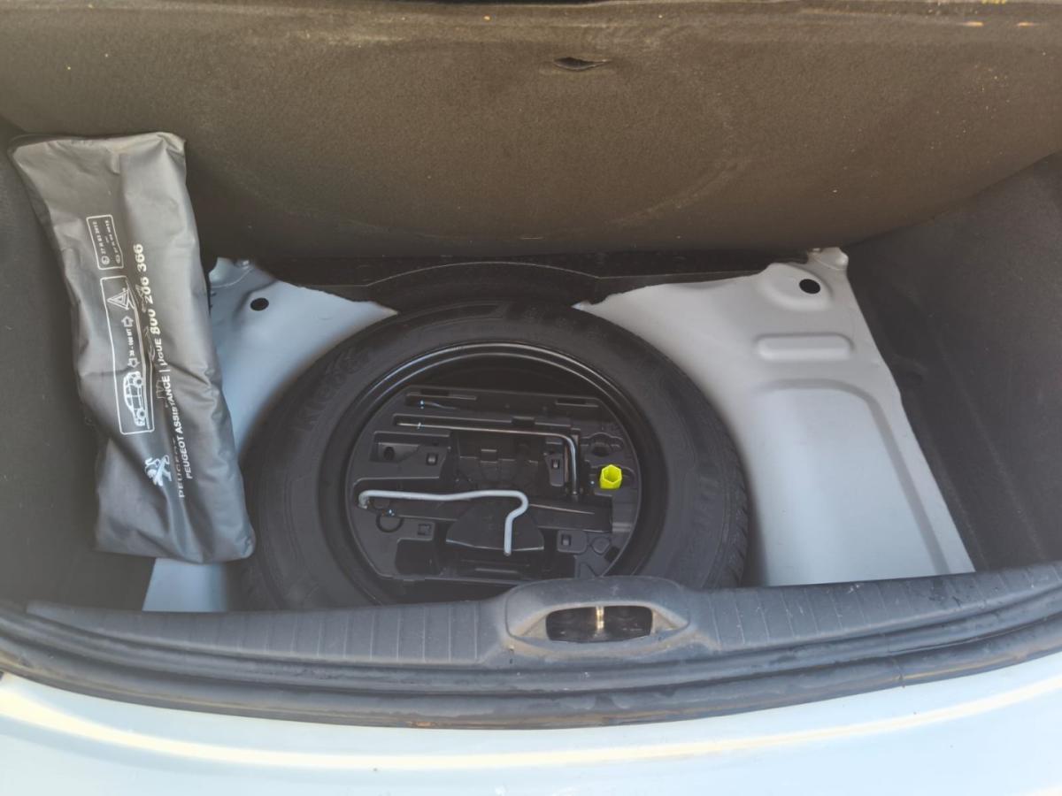 peugeot-208-2019-gasolina-1199cc