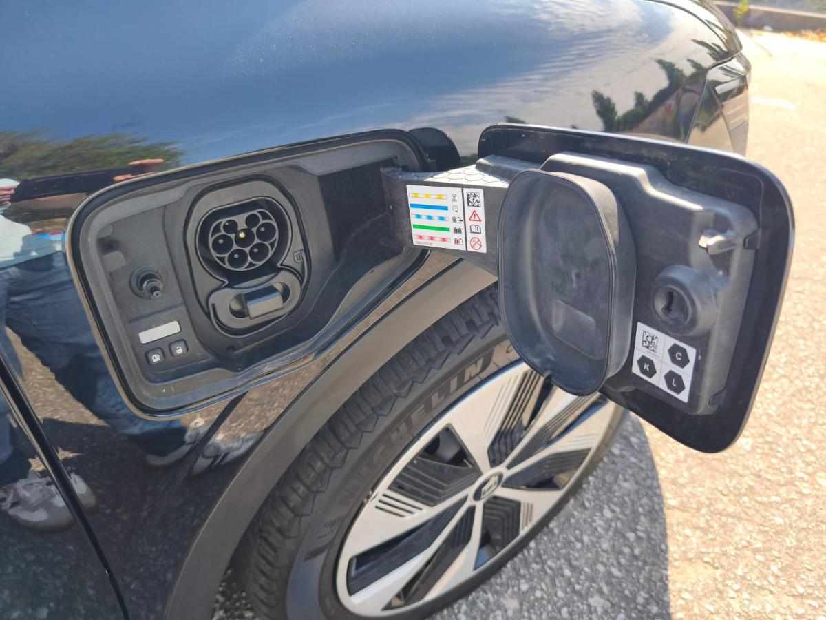 renault-megane-e-tech-ev60-2022-eletrico