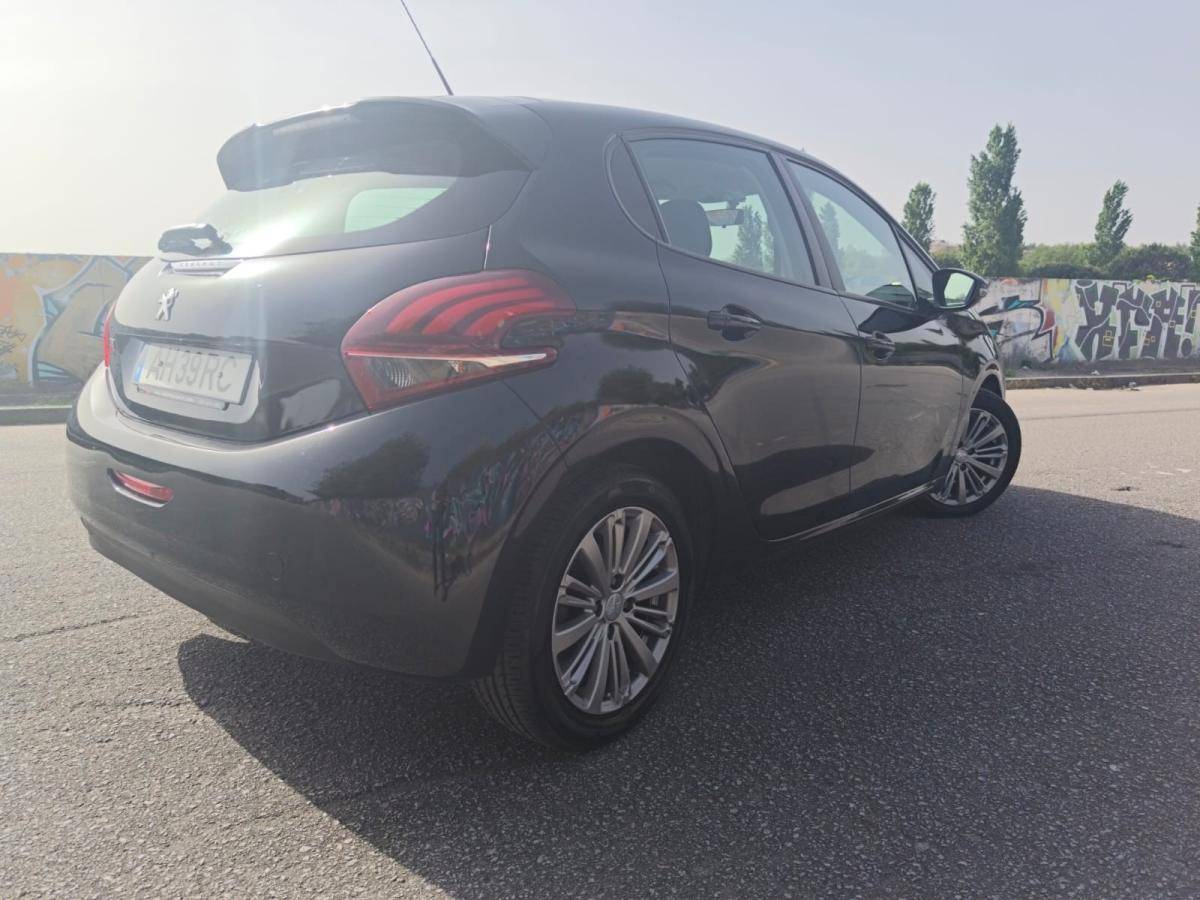 peugeot-208-2016-diesel-1560cc