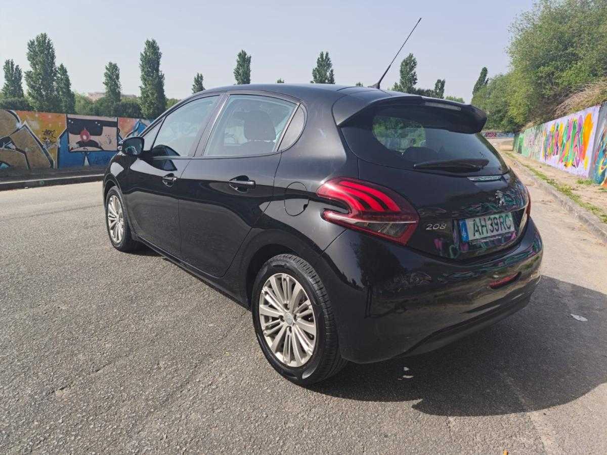 peugeot-208-2016-diesel-1560cc