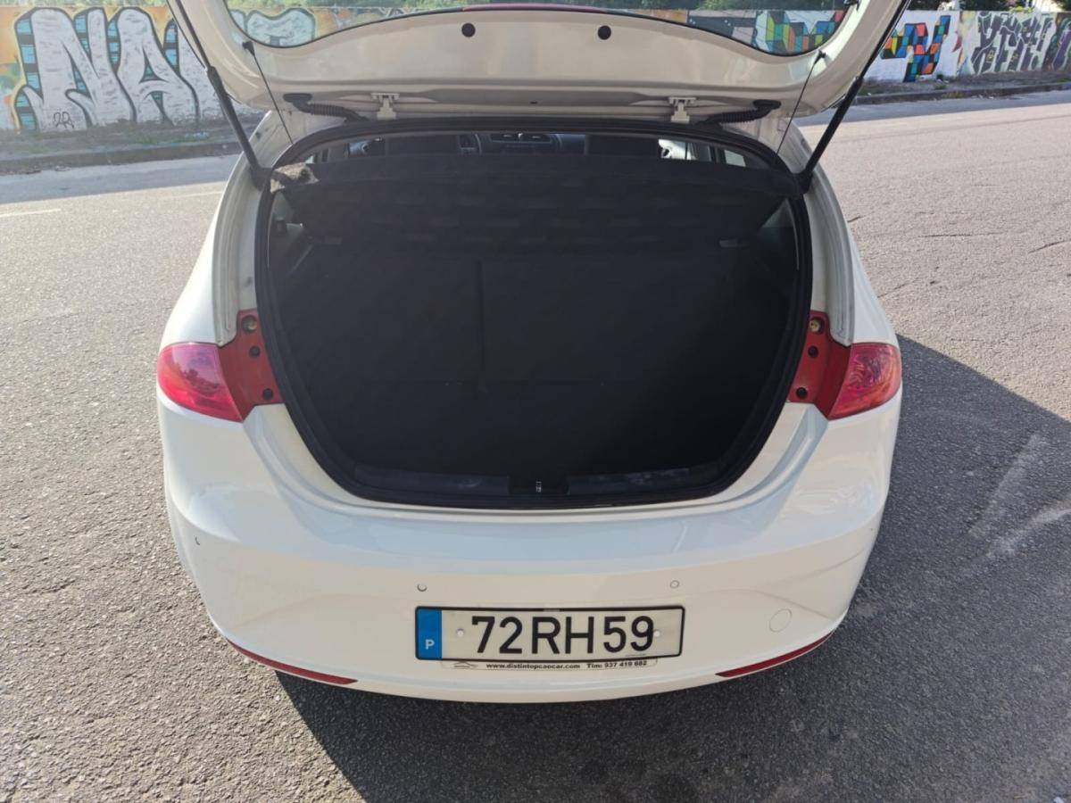 seat-leon-2012-diesel-1598cc