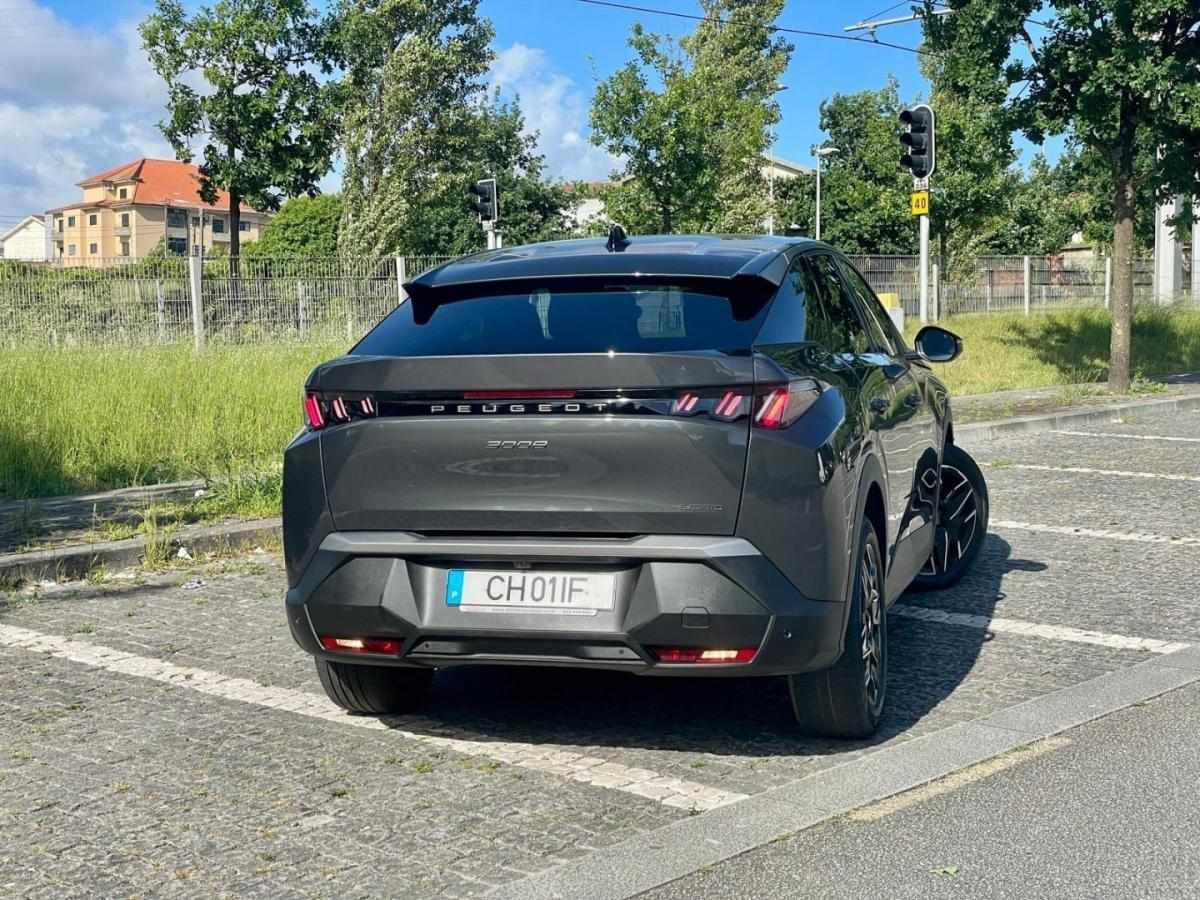 peugeot-3008-2025-hibrido-a-gasolina-1199cc