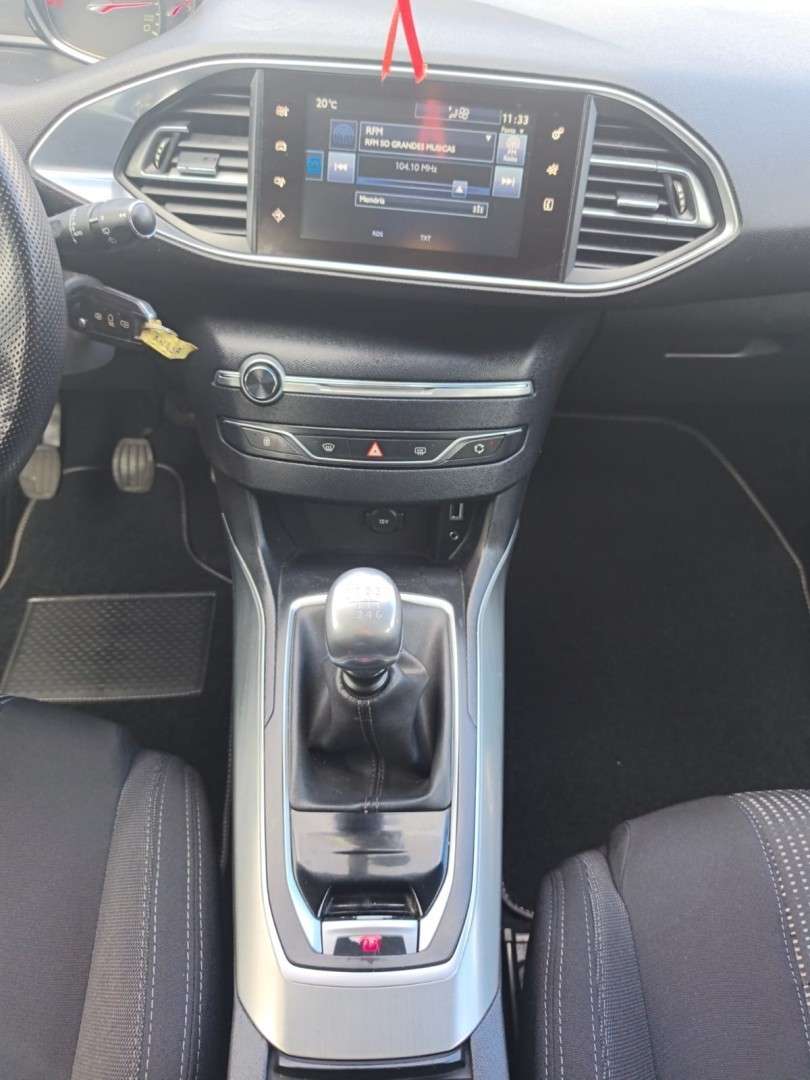 peugeot-308-sw-2015-diesel-1560cc