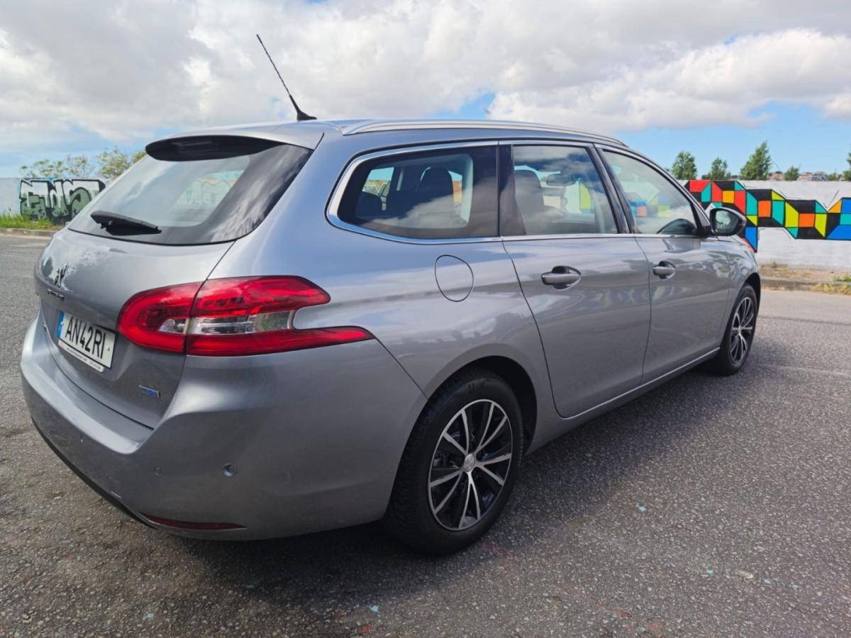 peugeot-308-sw-2015-diesel-1560cc
