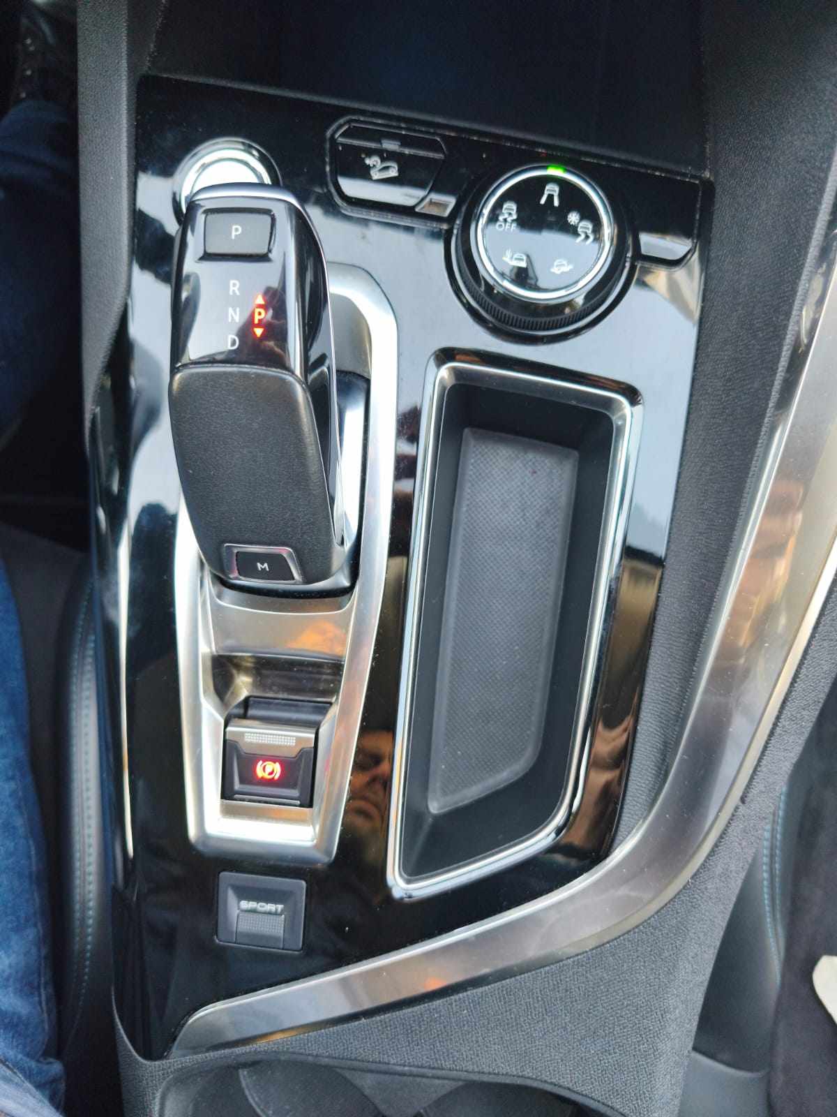 peugeot-3008-1-6-bluehdi-2017-diesel-1560cc