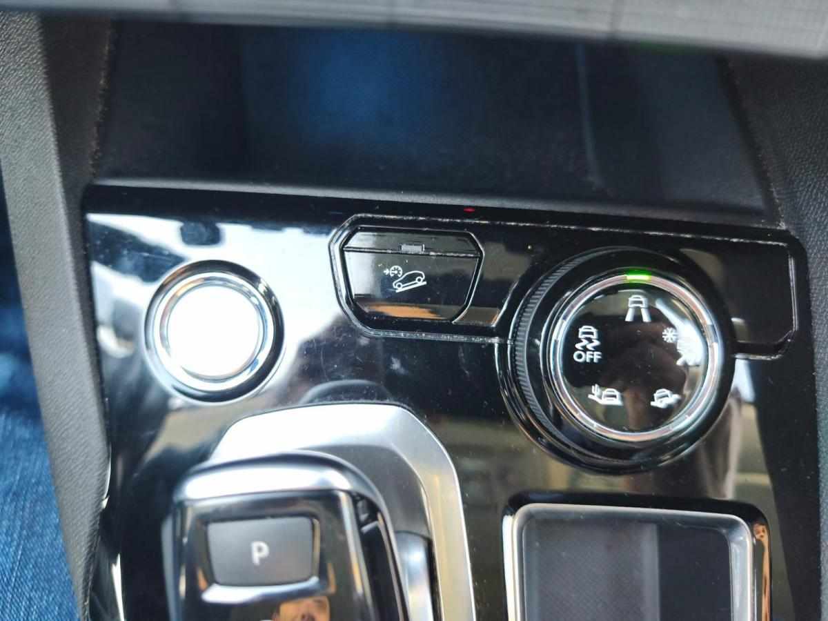 peugeot-3008-1-6-bluehdi-2017-diesel-1560cc