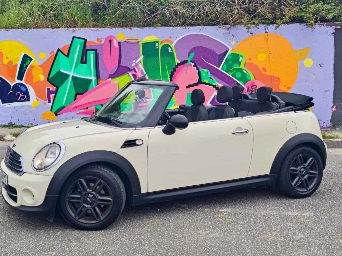 mini-cabrio-2011-diesel-1598cc