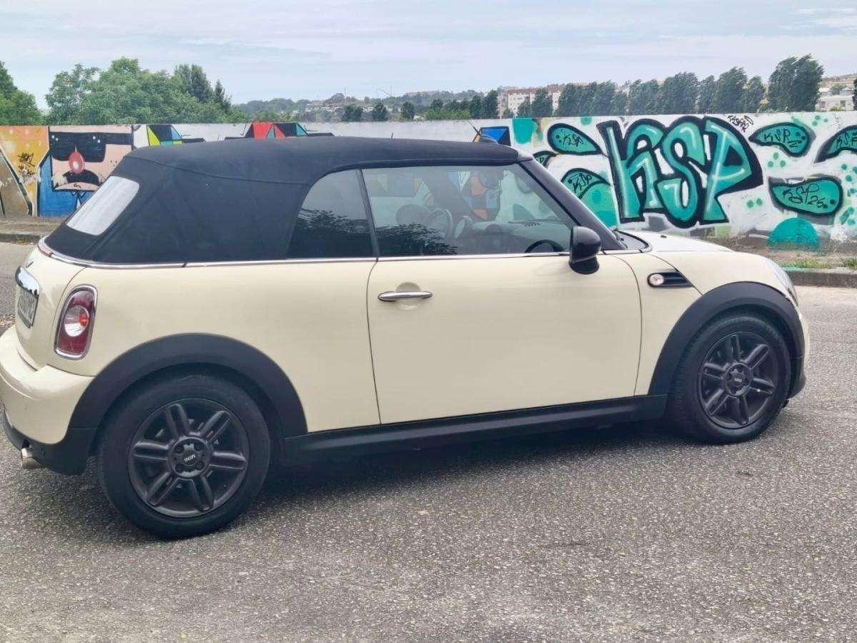 mini-cabrio-2011-diesel-1598cc