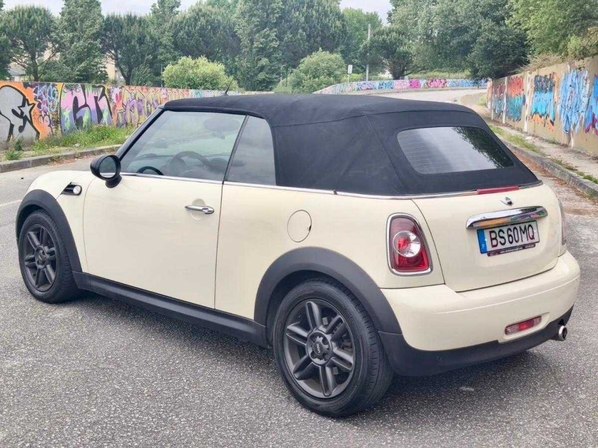 mini-cabrio-2011-diesel-1598cc