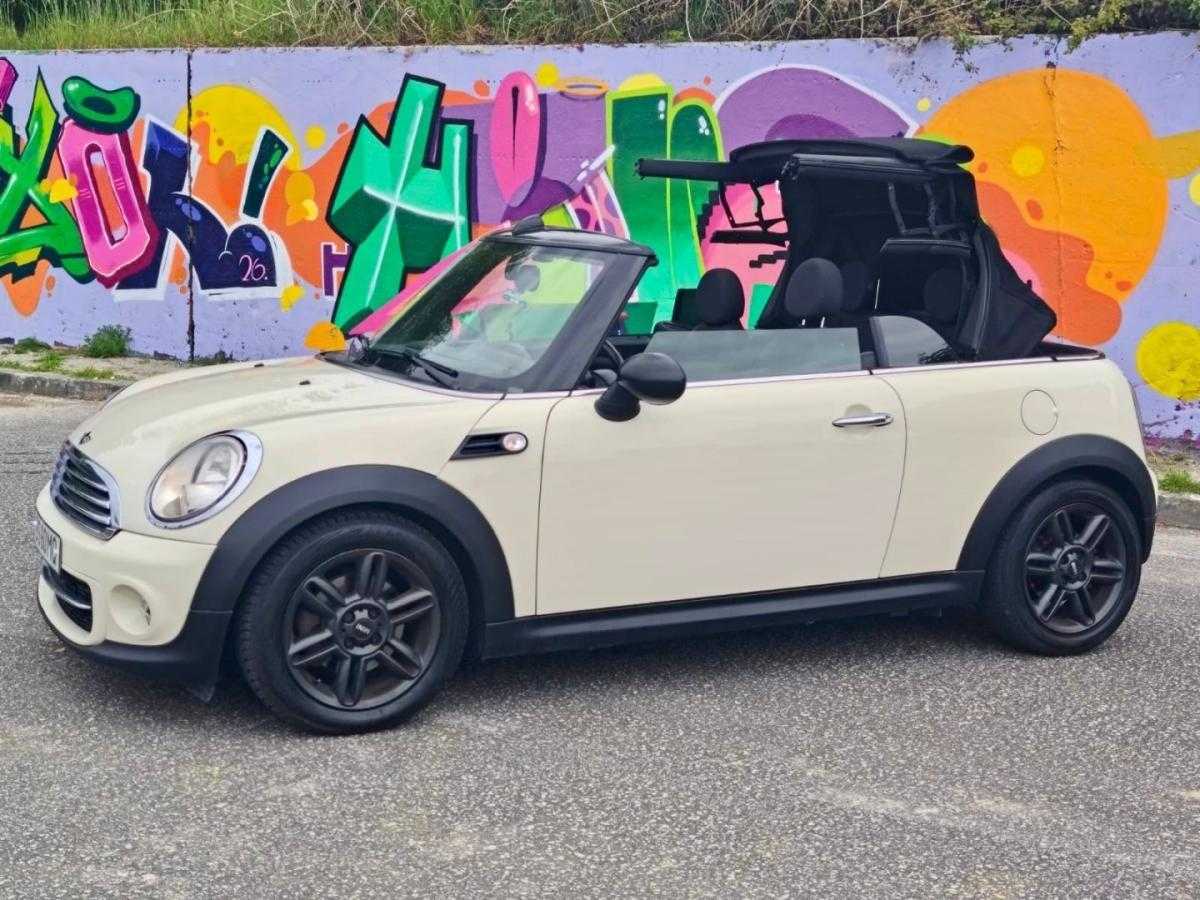mini-cabrio-2011-diesel-1598cc