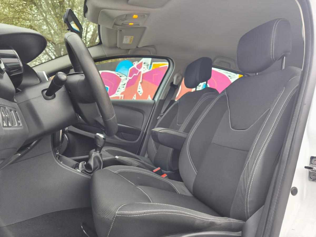 renault-clio-0-9-tce-2017-gasolina-898cc