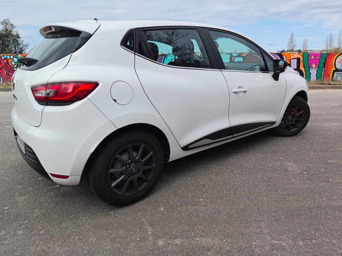 renault-clio-0-9-tce-2017-gasolina-898cc