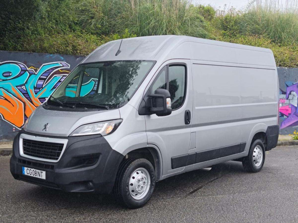 peugeot-boxer-2022-diesel-2000cc