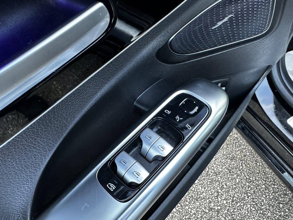 mercedes-benz-classe-c-2022-hibrido-a-gasolina-1999cc