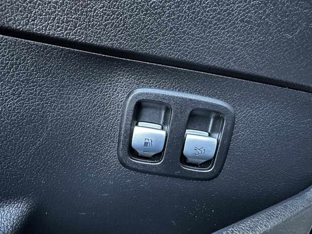 mercedes-benz-classe-c-2022-hibrido-a-gasolina-1999cc
