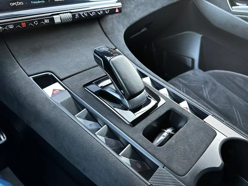 ds-ds-7-crossback-2022-hibrido-a-gasolina-1598cc