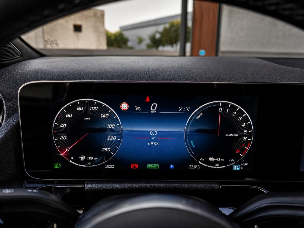 mercedes-benz-gla-2025-hibrido-a-gasolina-1332cc