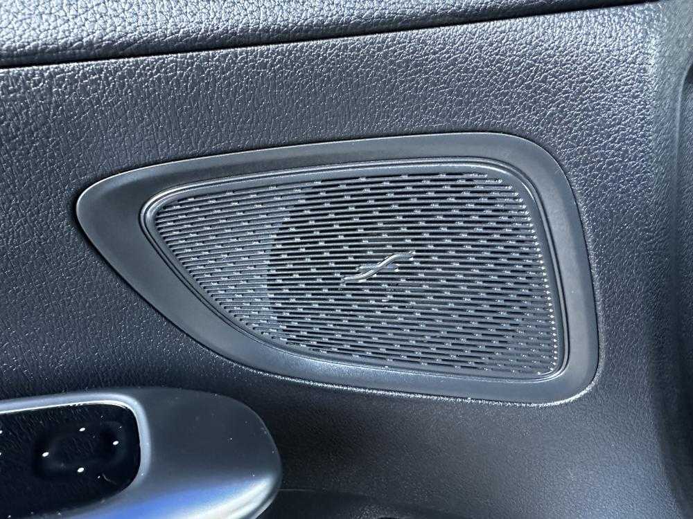 mercedes-benz-classe-c-2022-hibrido-a-gasolina-1999cc