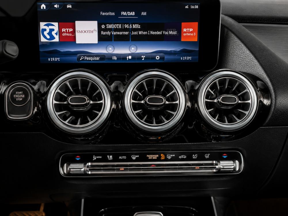 mercedes-benz-gla-2024-hibrido-a-gasolina-1332cc