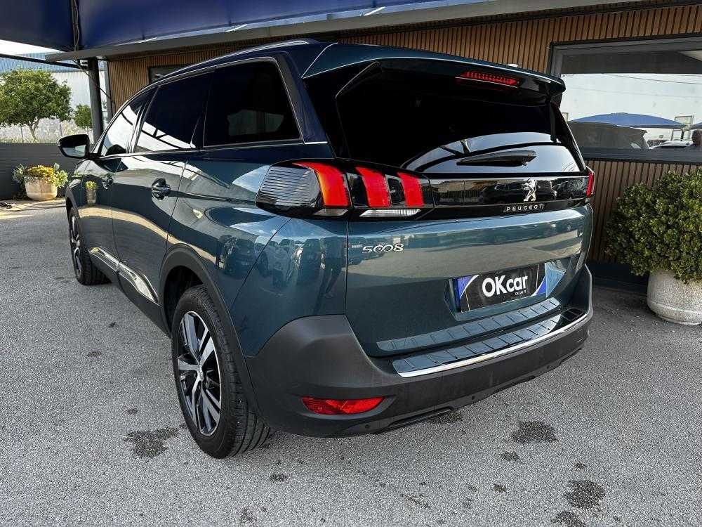 peugeot-5008-2018-diesel-1499cc