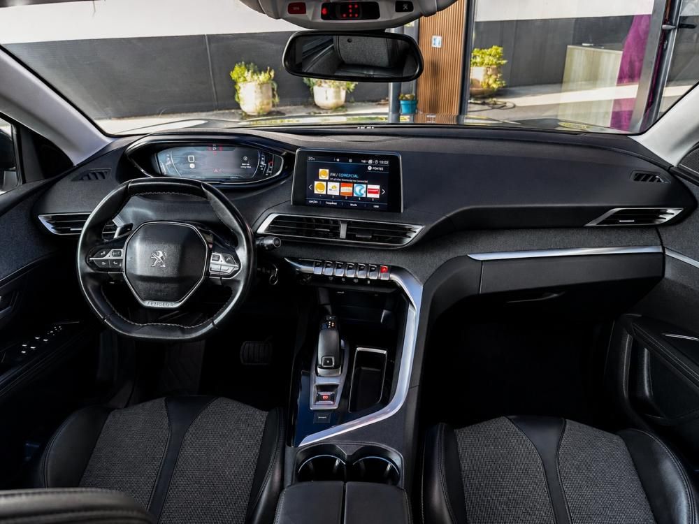 peugeot-5008-2018-diesel-1499cc