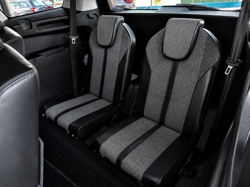 peugeot-5008-2018-diesel-1499cc