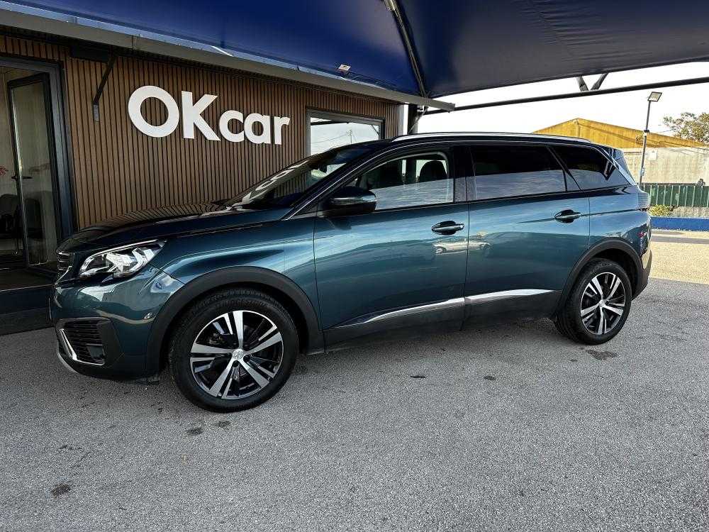 peugeot-5008-2018-diesel-1499cc