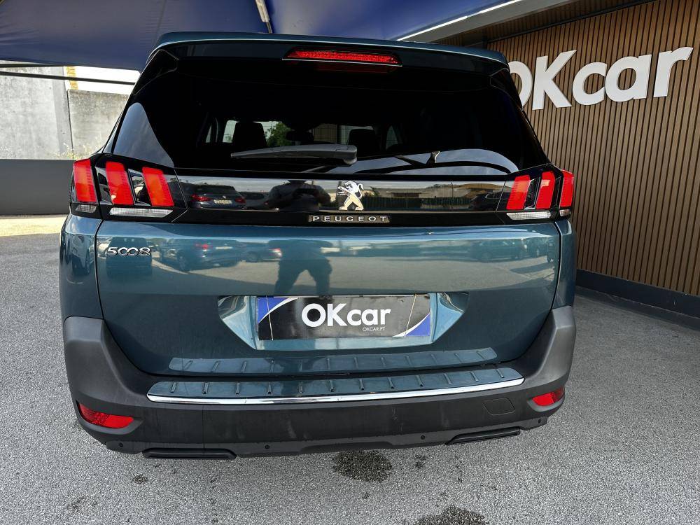 peugeot-5008-2018-diesel-1499cc