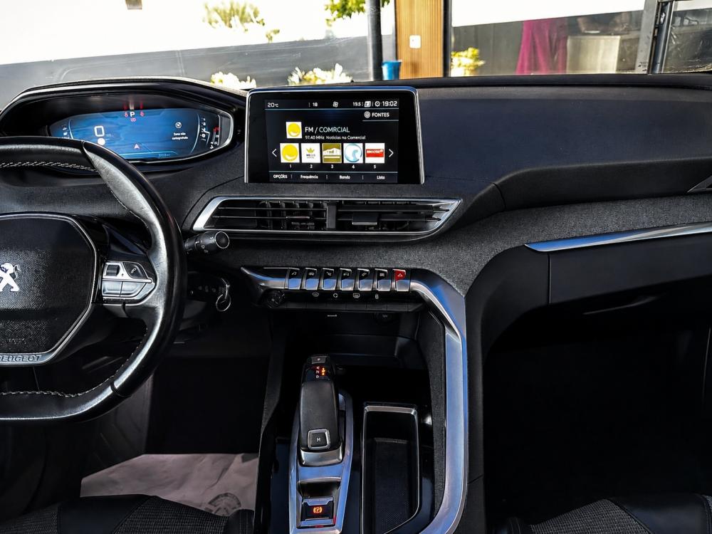 peugeot-5008-2018-diesel-1499cc