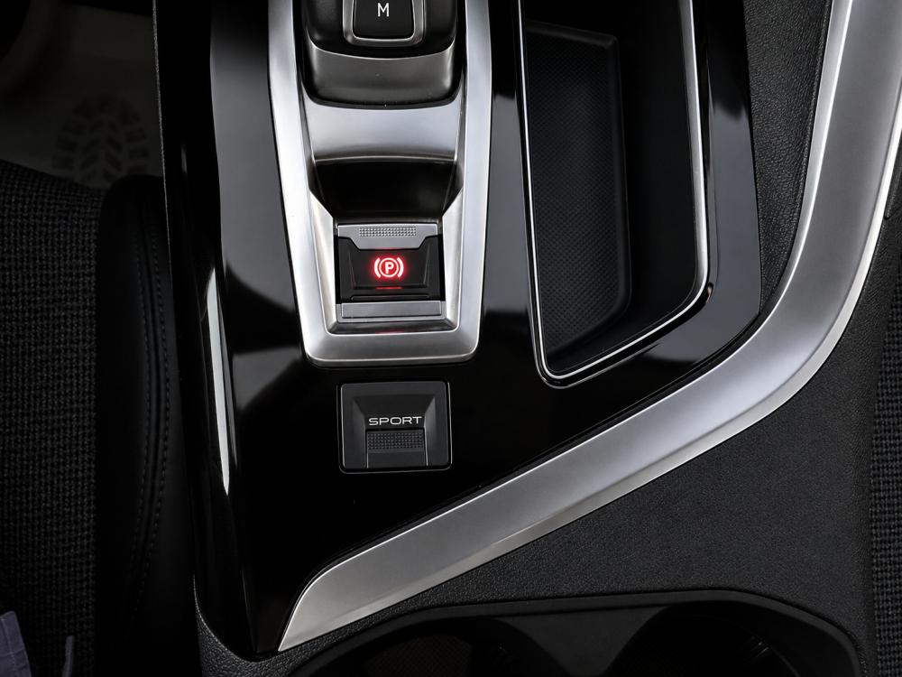 peugeot-5008-2018-diesel-1499cc