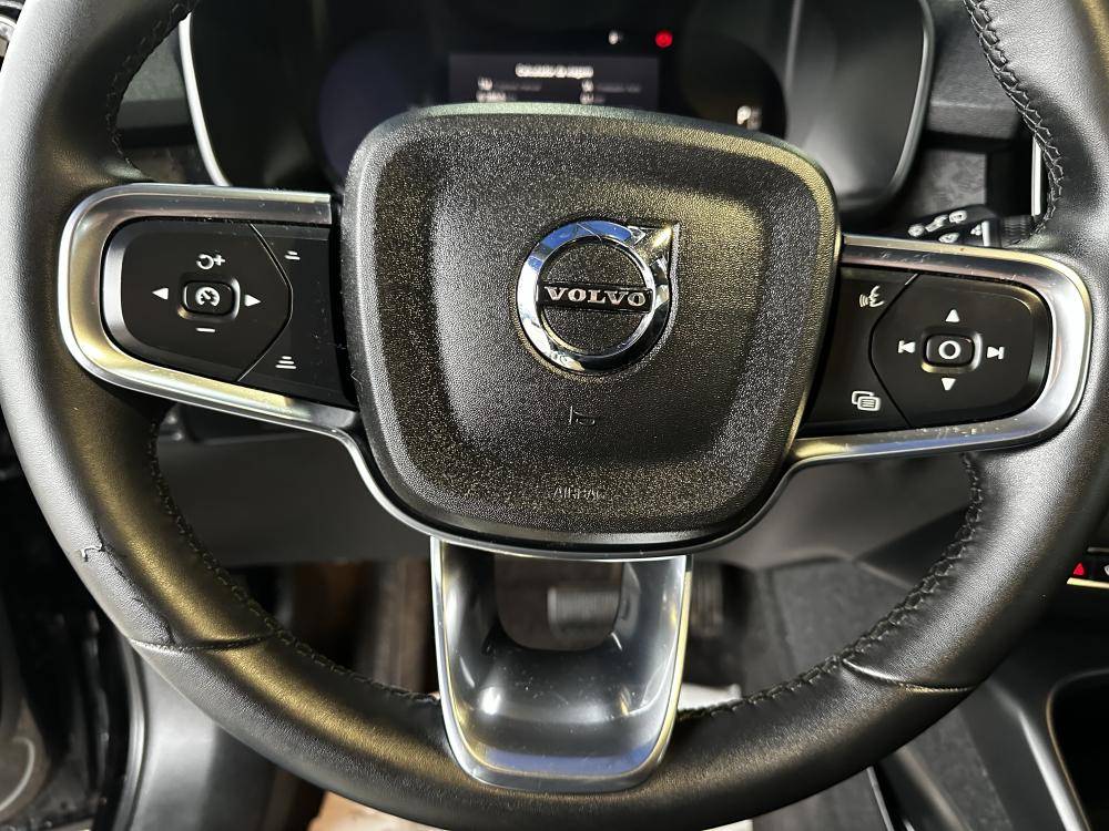 volvo-xc40-2023-eletrico-0cc