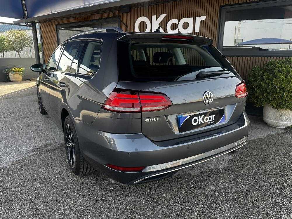 volkswagen-golf-variant-2018-diesel-1598cc