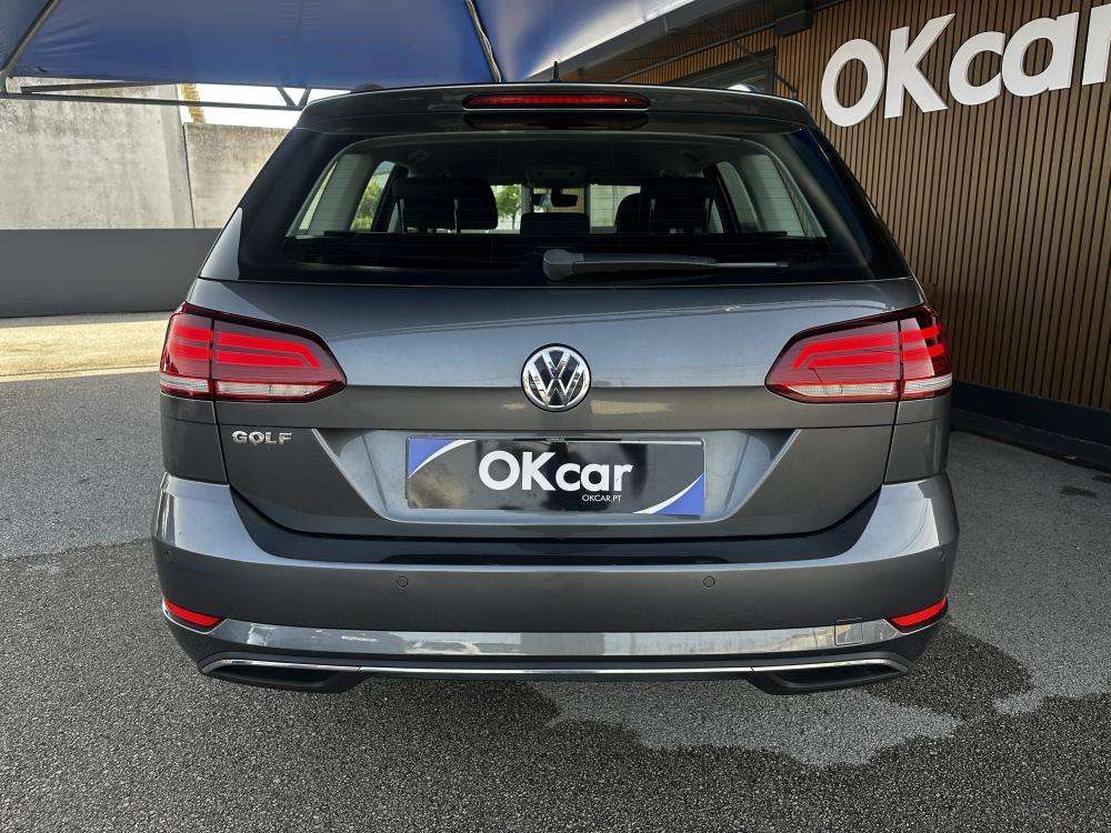 volkswagen-golf-variant-2018-diesel-1598cc