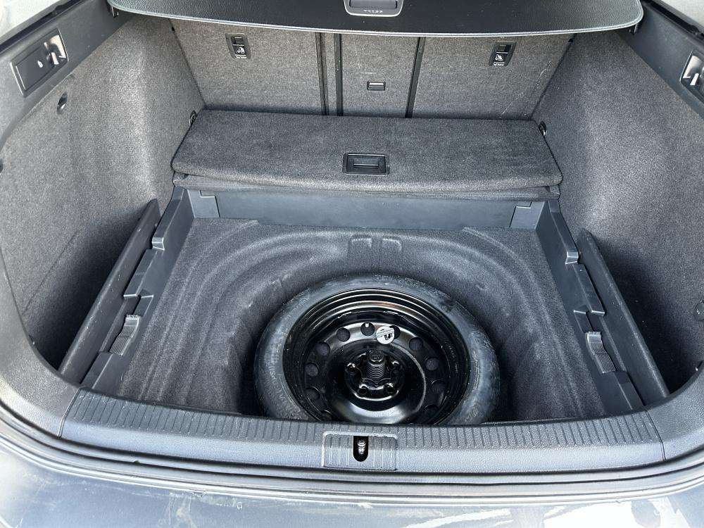 volkswagen-golf-variant-2018-diesel-1598cc
