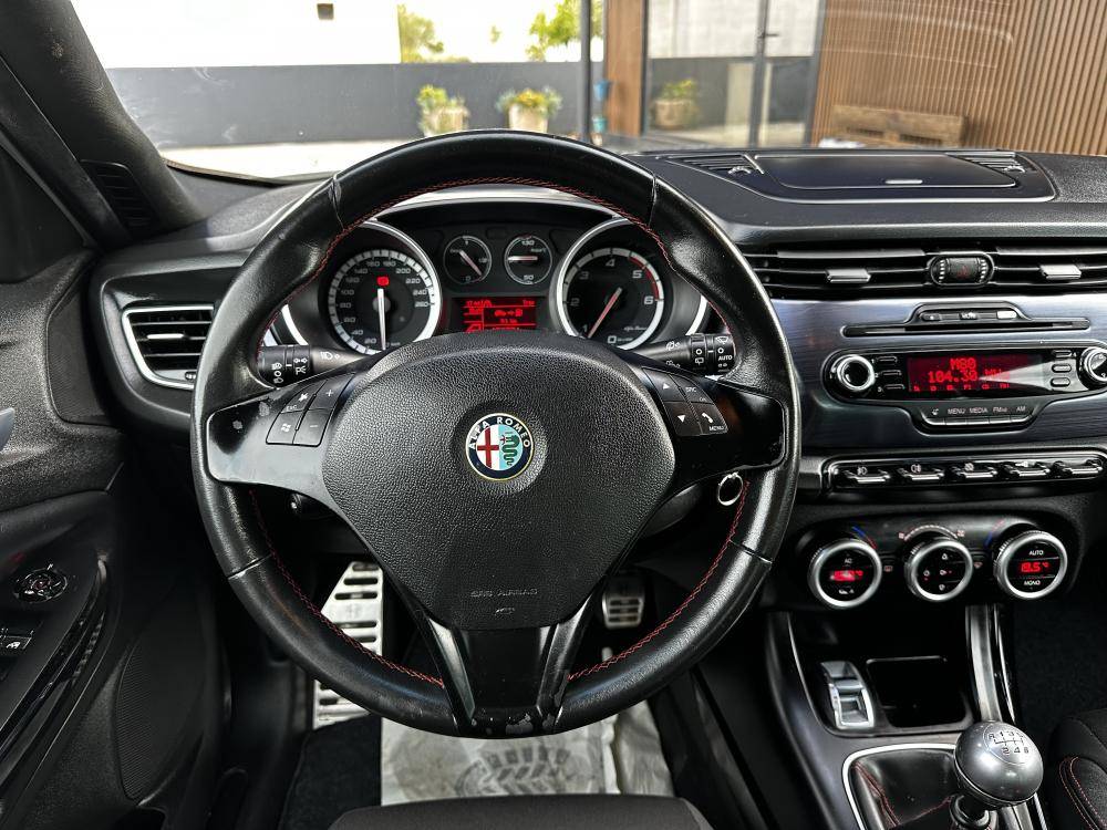 alfa-romeo-giulietta-2010-diesel-1598cc