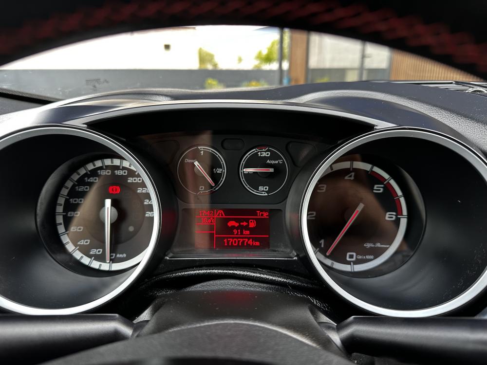 alfa-romeo-giulietta-2010-diesel-1598cc