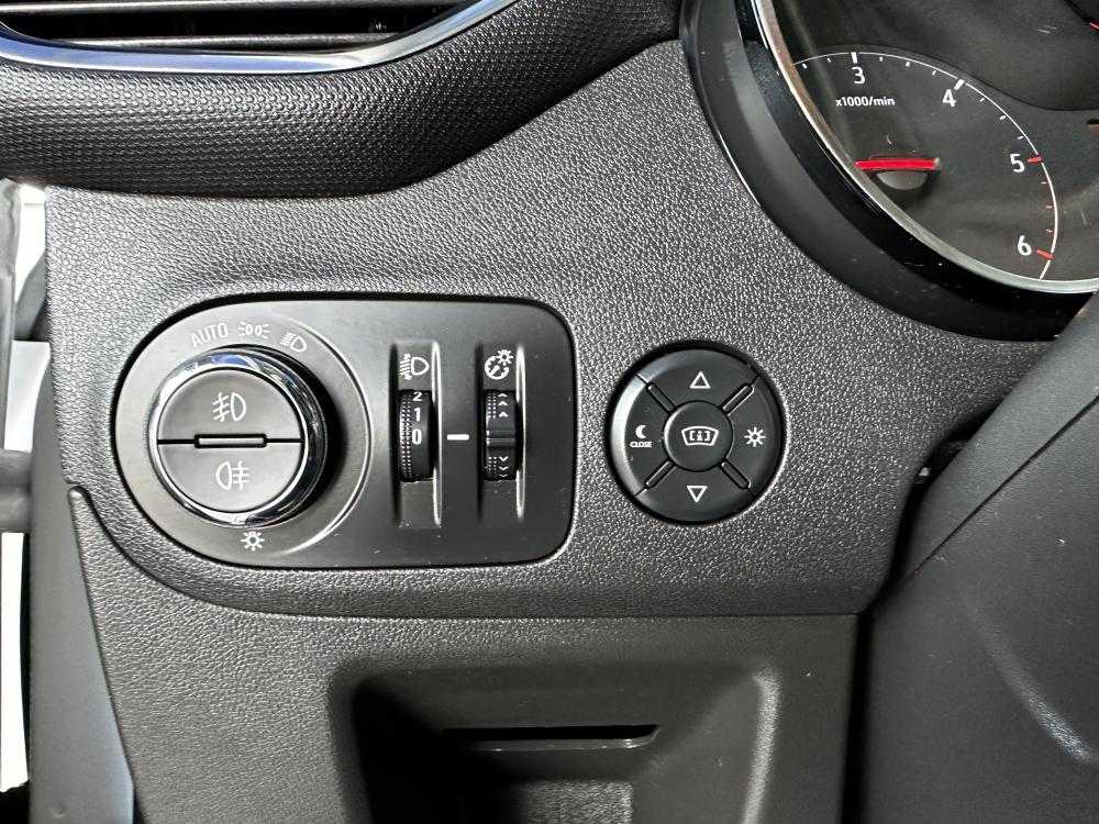 opel-crossland-x-2017-diesel-1560cc