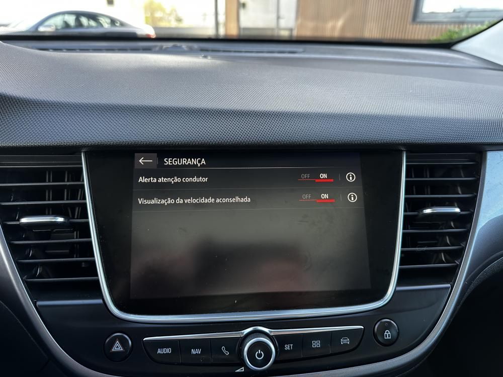 opel-crossland-x-2017-diesel-1560cc