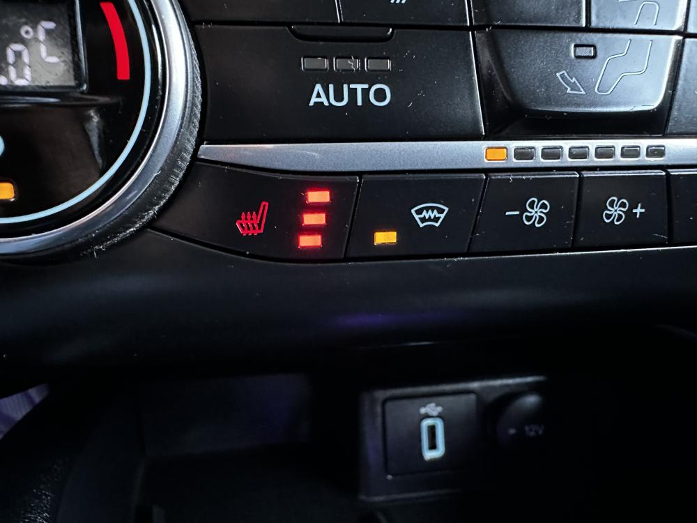 ford-focus-2020-diesel-1997cc