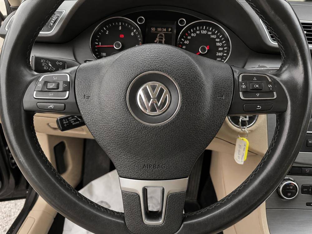 volkswagen-passat-variant-2013-diesel-1968cc