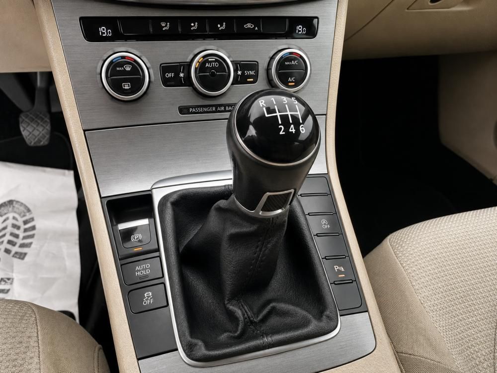 volkswagen-passat-variant-2013-diesel-1968cc