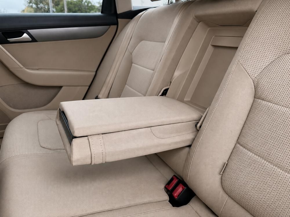 volkswagen-passat-variant-2013-diesel-1968cc