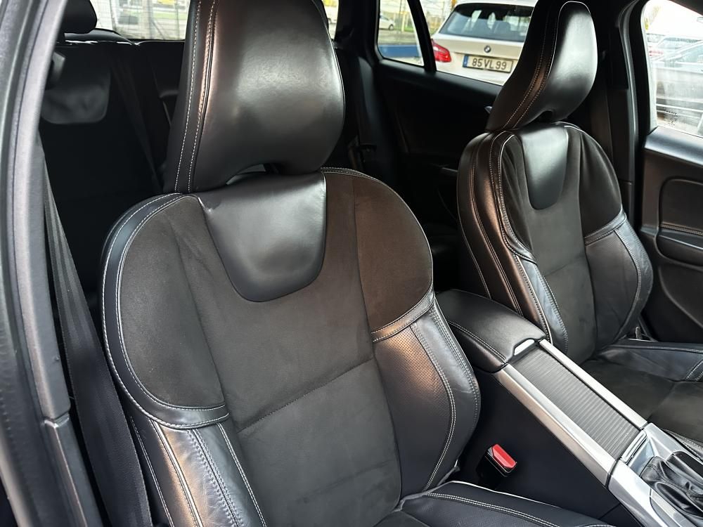 volvo-v60-2017-hibrido-a-diesel-2400cc