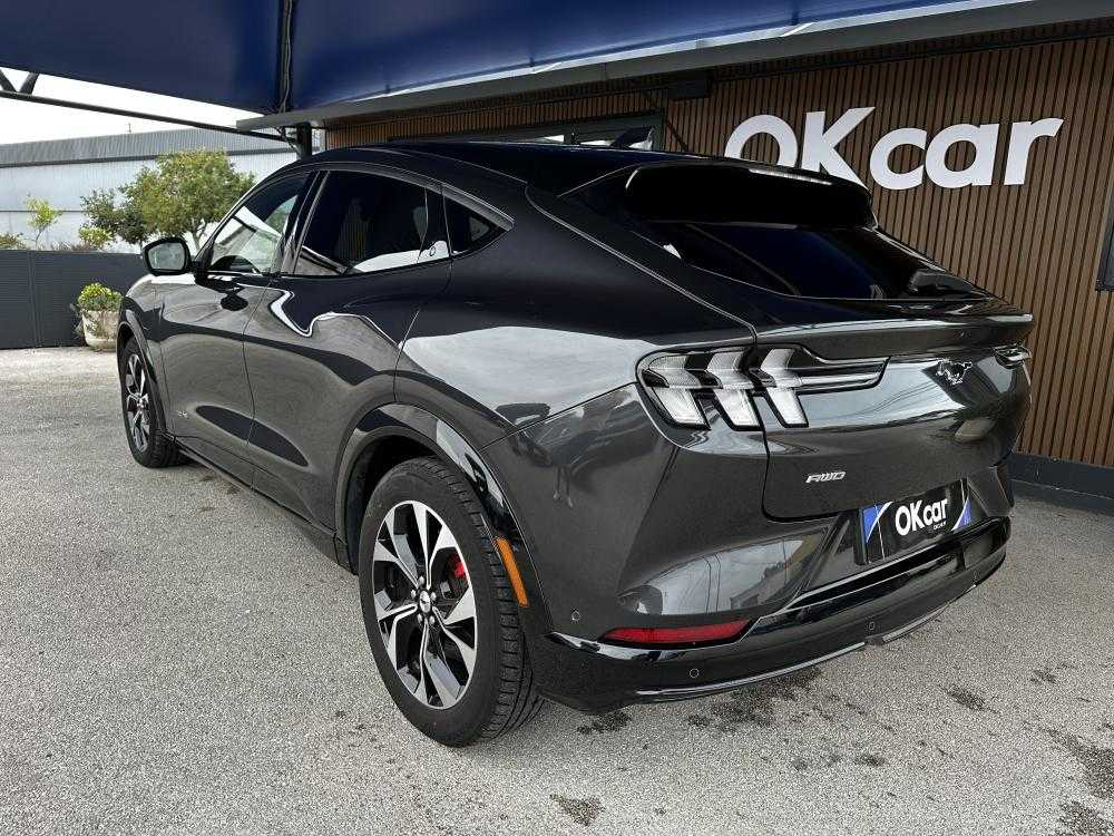 ford-mustang-mach-e-2022-eletrico-0cc
