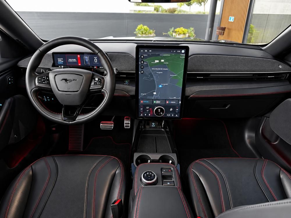ford-mustang-mach-e-2022-eletrico-0cc