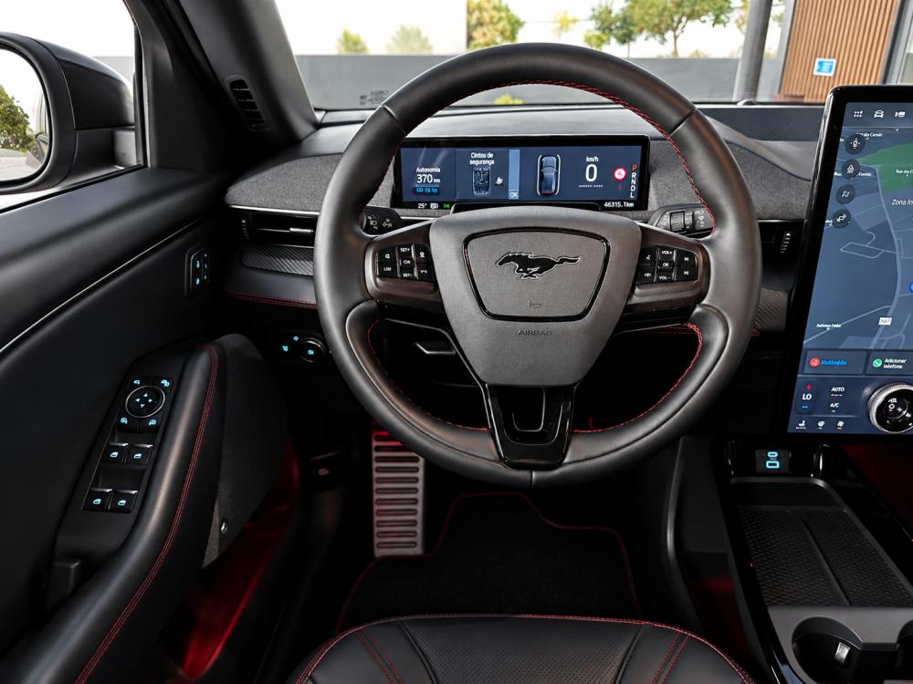 ford-mustang-mach-e-2022-eletrico-0cc