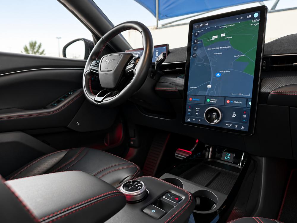 ford-mustang-mach-e-2022-eletrico-0cc