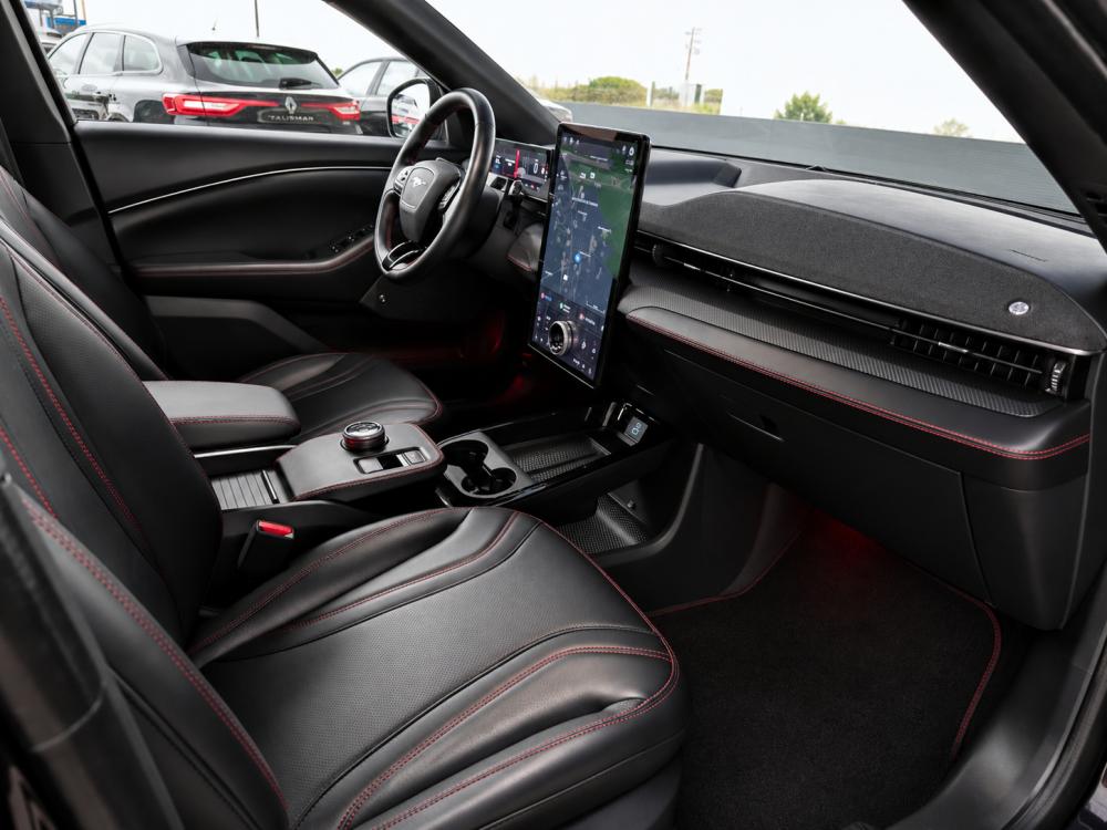 ford-mustang-mach-e-2022-eletrico-0cc