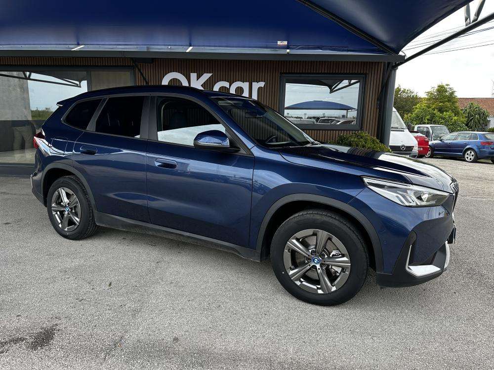 bmw-x1-2023-hibrido-a-gasolina-1499cc