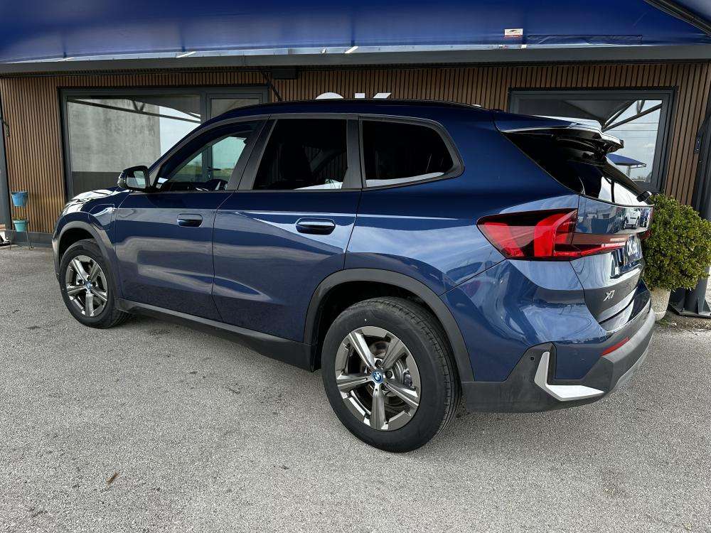 bmw-x1-2023-hibrido-a-gasolina-1499cc